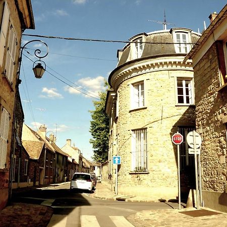 Appartement En Plein Coeur De Milly-La-Foret Exterior foto